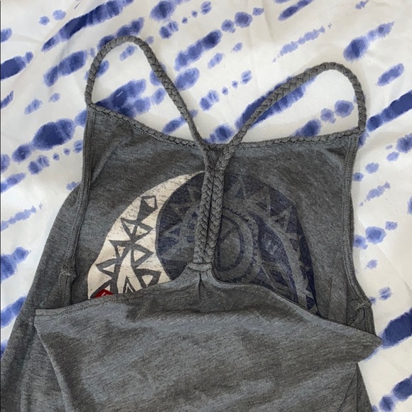H&M Tank Bundle - Picture 3 of 6